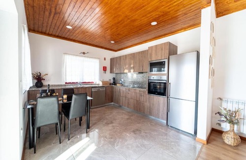 Terras de Bouro House | Assento do Cávado by House and People