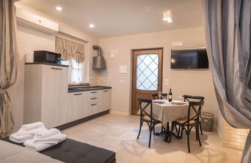 Rivotorto Apartment | Assisi apartment, kitchen, swimming-pool, spa and breakfast