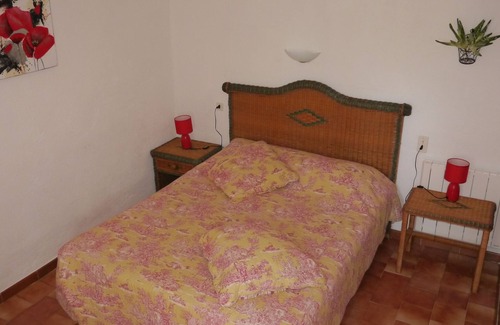 Les Assions Other | Associated gîtes with swimming pool sleeping up to 9. Numerous terraces.