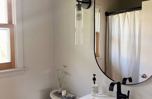 South Burlington House | Aster House/A thoughtfully curated and convenient South Burlington home