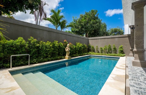 North Legian Villa | Aster Villa, Brand New 3 Bedroom in Legian, En-Closed living room with AC