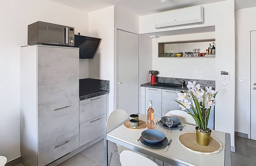 Vias House | ASTERIAS apartment 300m from Vias beach