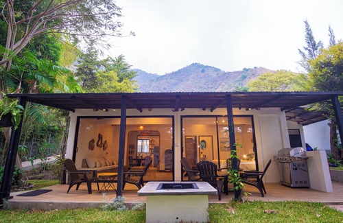 San Juan La Laguna House | Asteroid B612! "A heavenly refuge in Atitlan".