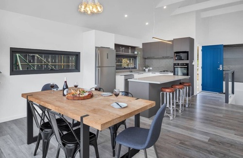 Lake Crackenback Ski Chalet | Astia Chalet | Crackenback | Amazing views | 2BR