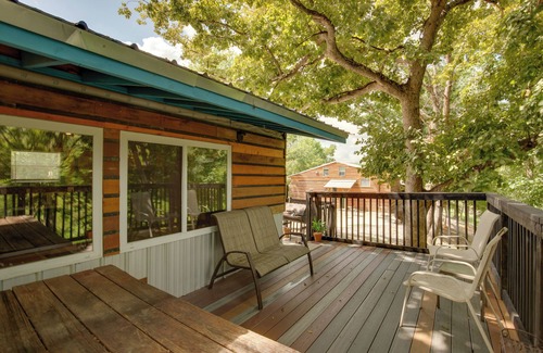 Lake Lafayette Apartment | 'Aston Harbor' Cabin, Walk to Lake Lafayette
