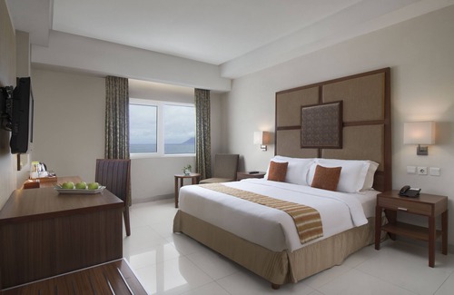 Manado City Centre Hotel | Aston Manado Hotel