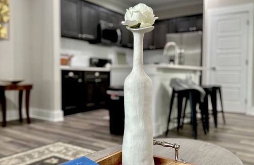 Judson House | Astonishing Averill GVL!