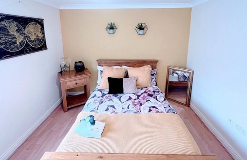 Maidstone House | Astor house Maidstone | Free PArking
