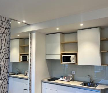 Marina Centro Hotel | Astoria Suite Hotel