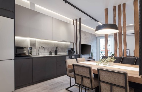Athens City Centre Villa | Astounding Athens Apartment | 3 Bedrooms | Apartment Akugetsu | Small.