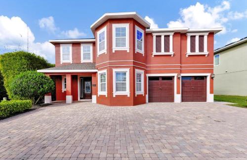 West Kissimmee House | Astounding Home Near Disney With Themed & Media Room, Pool Table With Waterpark & Resort Access At Encore Resorts Reunion - 240Cl