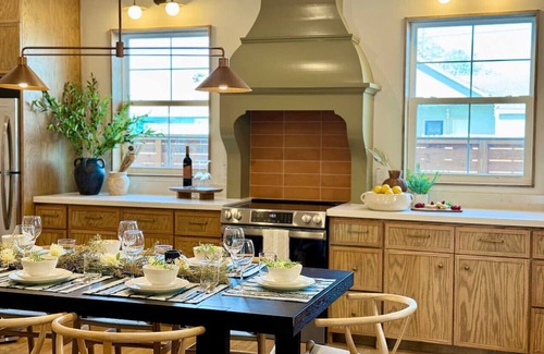 Port Isabel House | Astra B: Heated Pool, Desk, Laundry