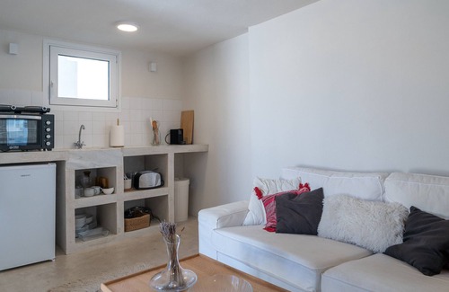 Kerameikos Apartment | Astrid – A Serene Rooftop Escape in Athens