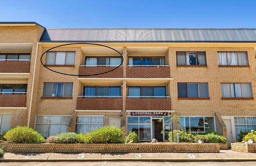 Jindabyne Apartment | Astrid's at Central Park - 2BR l Lake & Mountain Views l Central Location l WiFi