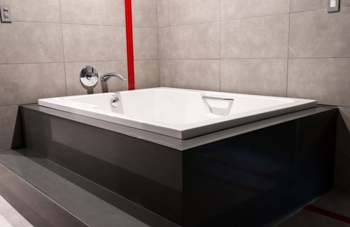 Lamanda Park Hotel | Astro Pasadena Hotel