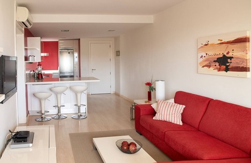 San Agustin Apartment | Asunto Rannan Vieressä, Uima-allas, Ilmastointi ja Ilmainen Wifi