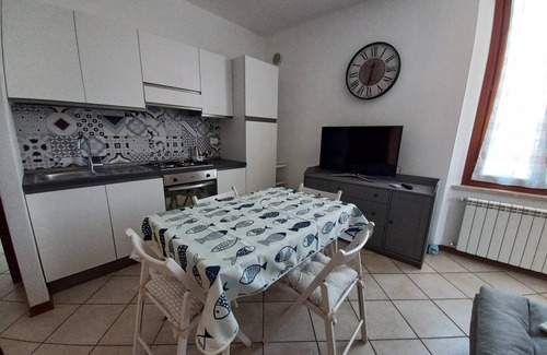 Piombino Apartment | At 5 m from the center In front of the church of the friars nice new three-room apartment well furnished