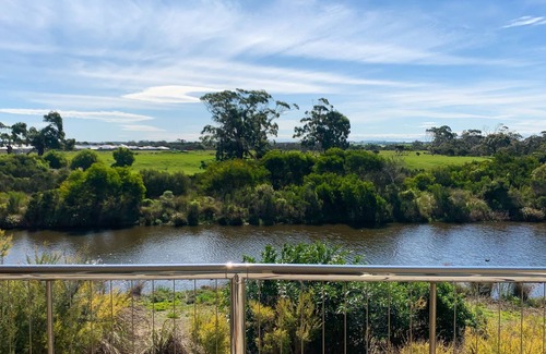 Inverloch House | At Broadbeach Inverloch