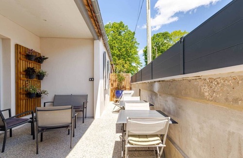 Rochefort House | At Céline and Frédéric Maison