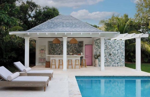 Triana Shores Villa | At Ease Harbour Island - Pool, Staff, Beach Cabana