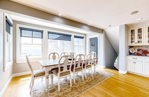 York Beach House | At Ease On Long Sands