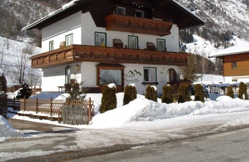 Fusch an der Grossglocknerstrasse House | Holiday house Fusch an der Großglocknerstraße for 4 - 18 persons with 8 bedrooms - Holiday house
