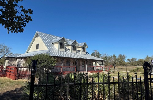 San Marcos House | At Goodville there are no bad days.