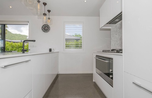Pauanui House | At Home at the Lakes - Pauanui Holiday Home