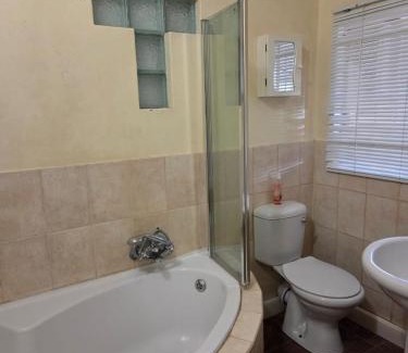 Upington House | At Home Guesthouse