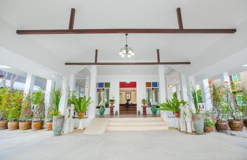 Chiang Mai Hotel | At Ruam Chok Hotel