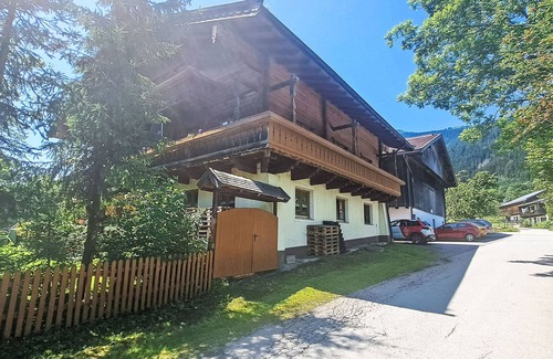 Saalfelden am Steinernen Meer Apartment | Apartment Nicole by Interhome