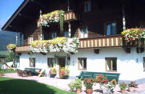Saalfelden am Steinernen Meer Cottage | Double room with shower, WC - Mussbachhof