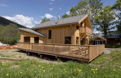 Sankt Lorenzen ob Murau Ski Chalet | Lush chalet with swim spa