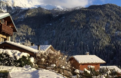 Champagny-en-Vanoise Apartment | AT THE FOOT OF THE CHAMPAGNY EN VANOISE SLOPES LA PLAGNE-PARADISKI PARC DE LA VANOISE