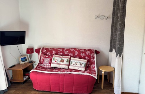 La Plagne-Tarentaise Apartment | At the foot of the slopes and shops, 30 m2 apartment, large south-facing terrace