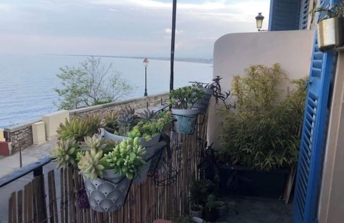 Bastia Apartment | At the gates of the citadel, large T3 sea view