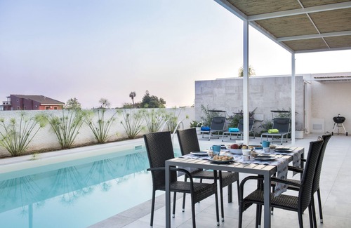 Ragusa Villa | At the home of Giò, villa with pool