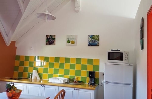 Port-Louis Apartment | At the little cabanon in Port Louis
