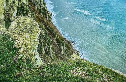 Ferques House | At the Pale Water Spa