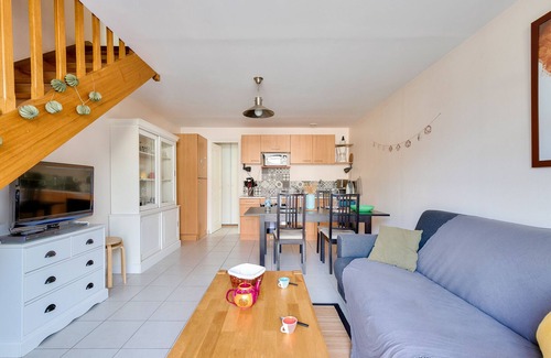 Notre-Dame-de-Monts Ski Chalet | At two steps from the beach, nice house for 4