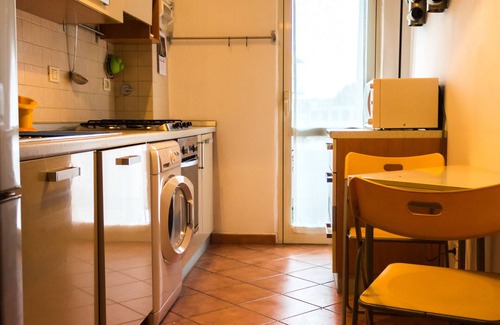 Garbatella Apartment | "AT YOUR HOME" - ROME