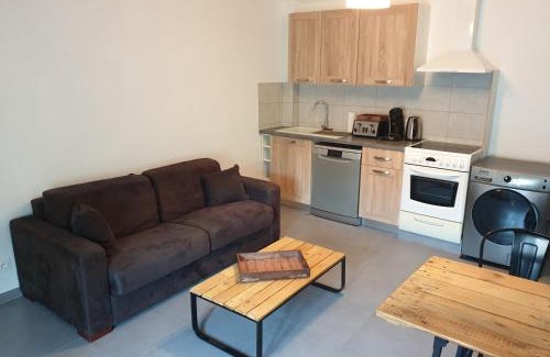 Fontaine-de-Vaucluse Apartment | Atelier n°4