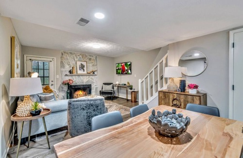 Smyrna House | ATH - Smyrna - 2BR - Sleeps 6 - Pet Friendly (1695)