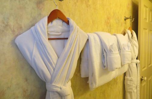 Jasper Hotel | Athabasca Hotel