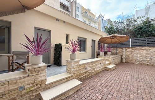 Kinosargous Apartment | Athena 2 Apartment 150m from Neos Kosmos Metro Station