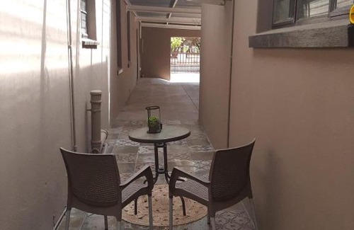 Kimberley House | @Athens Guest Rooms