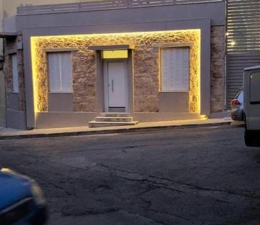 Petralona Apartment | Athens Philopapou House