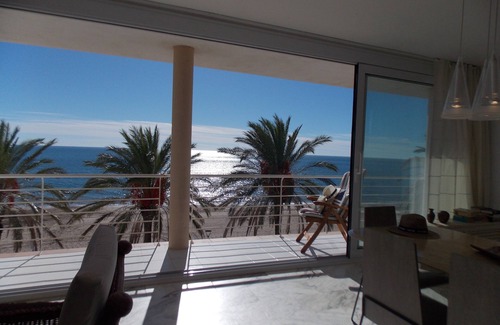 El Vendrell Condo | Atico Rosa Frente AL MAR CON Piscina