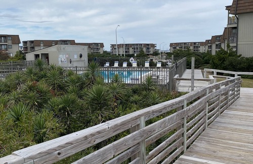 Morehead City Condo | Atlantic Beach Condo within walking distance to the beach