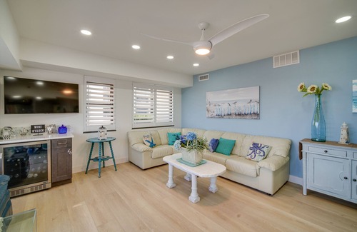 Atlantic City Condo | Atlantic City Condo w/Community Pool!